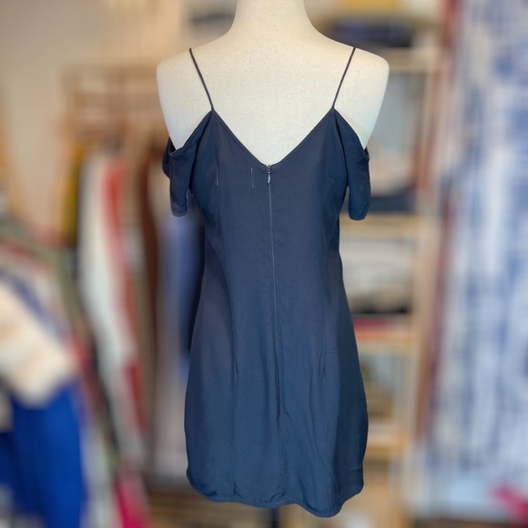 CLEOBELLA ~ Black Nora Dress with Metal Finish Beading and Crisscross Detail ~ S - Picture 10 of 10